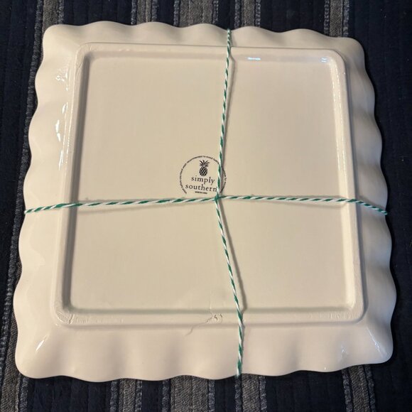 Simply Southern Merry Christmas Ceramic Holiday Plate ~ 11X11 ~ NWT - Picture 2 of 2